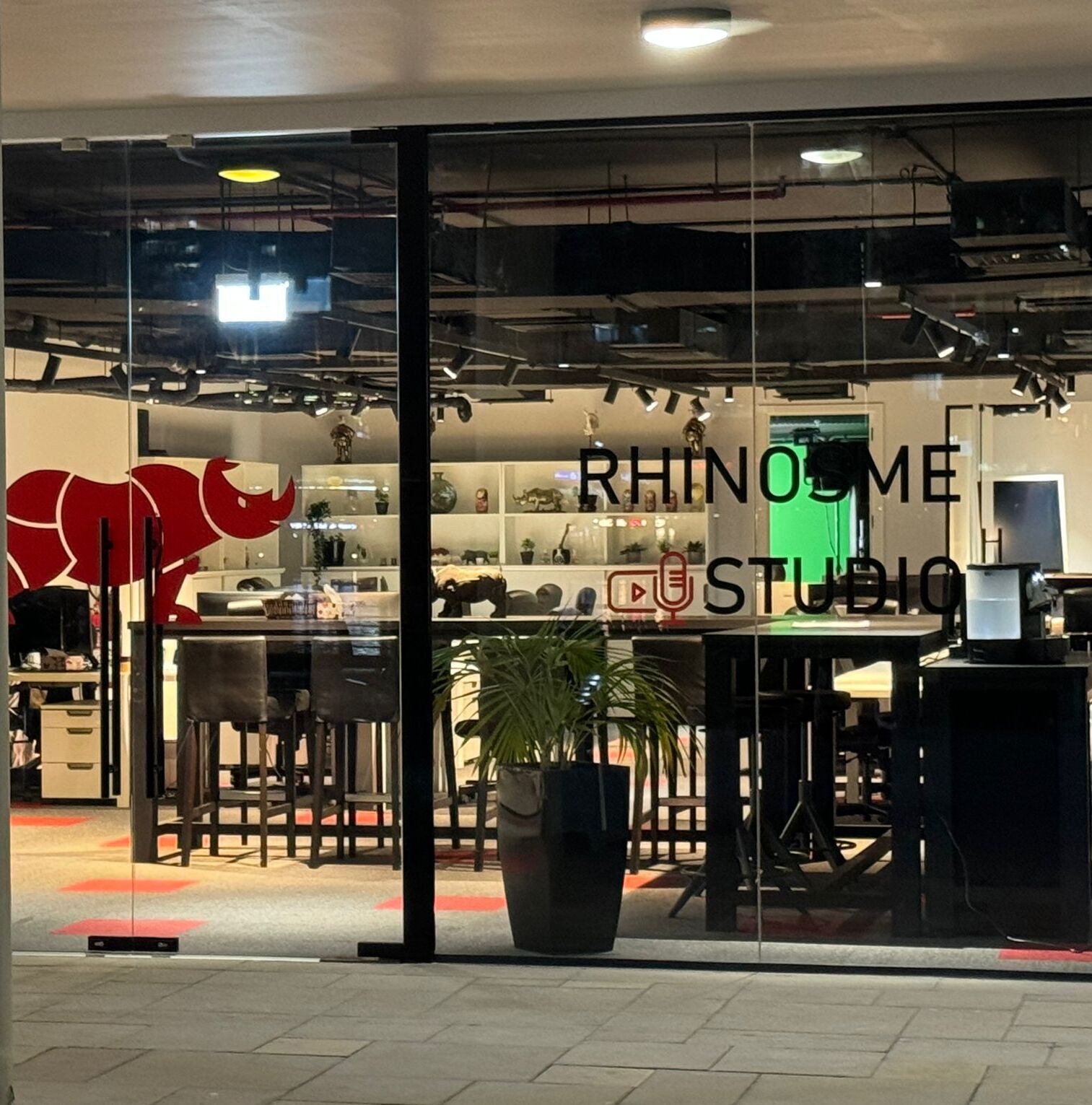rhinos studio jlt dmcc